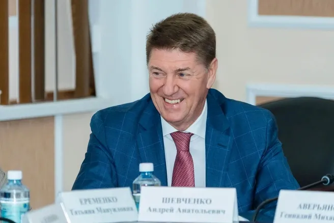 Сенатор Андрей Шевченко досрочно покинул Заксоб Оренбуржья