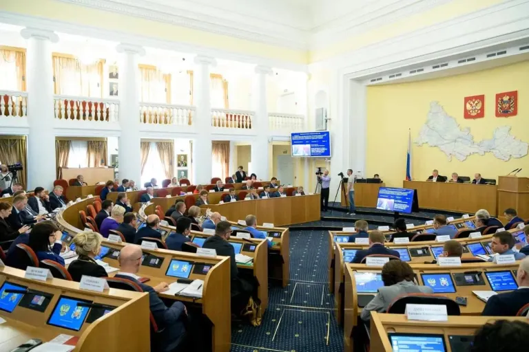 Депутаты поддержали законопроект о гарантиях для муниципальных должностей